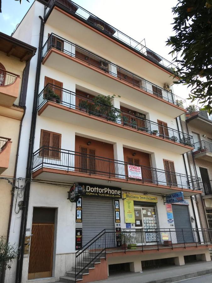 Mansarda In Centro Apartamento Capri Leone Exterior foto